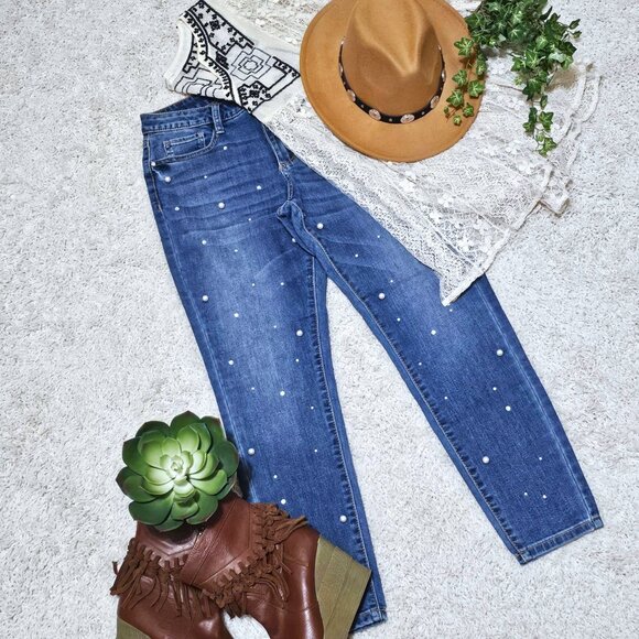 a.n.a. Denim Jeans with Pearls & Rhinestones. Mid-Rise Skinny, Size 10. NWT. - Picture 16 of 16